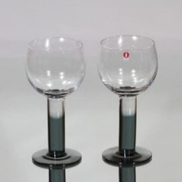 Nuutajärvi Mondo viinilasit, 24 cl, 2 kpl, suunnittelija Kerttu Nurminen, 24 cl