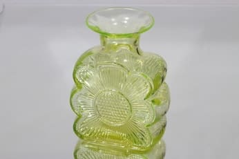 Riihimäen lasi Amuletti maljakko, 8 cl, suunnittelija Tamara Aladin, 8 cl