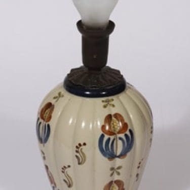 Arabia ARA lampunjalka, käsinmaalattu, suunnittelija , käsinmaalattu