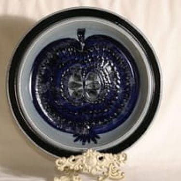 Arabia Fructus hedelmävati, käsinmaalattu, suunnittelija Gunvor Olin-Grönqvist, käsinmaalattu, signeerattu