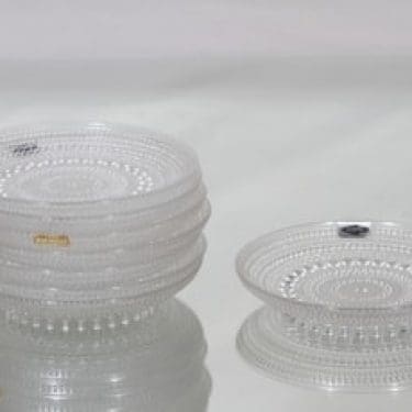 Nuutajärvi Kastehelmi lautaset, kirkas, 8 kpl, suunnittelija Oiva Toikka, pieni