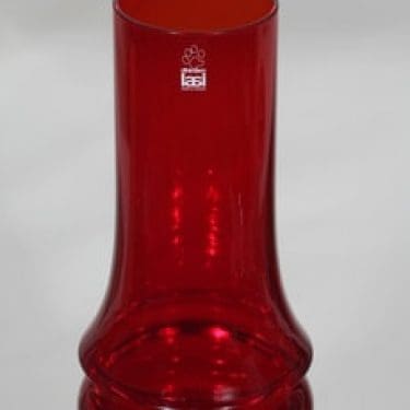 Riihimäen lasi Sirkka maljakko, rubiininpunainen, suunnittelija Tamara Aladin,