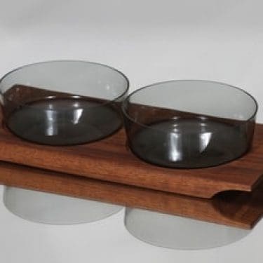 Nuutajärvi 1367 leikkelekulhot ja tarjotin, harmaa, 2 kpl, suunnittelija Saara Hopea,