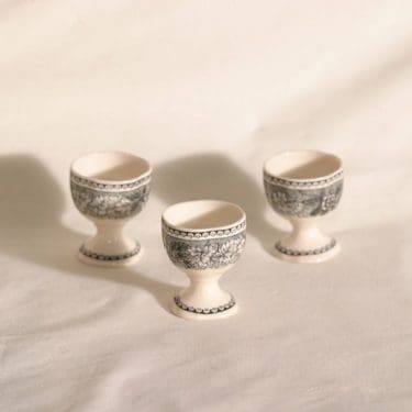 Arabia Maisema munakupit, harmaa, 3 kpl, suunnittelija , kuparipainokoriste