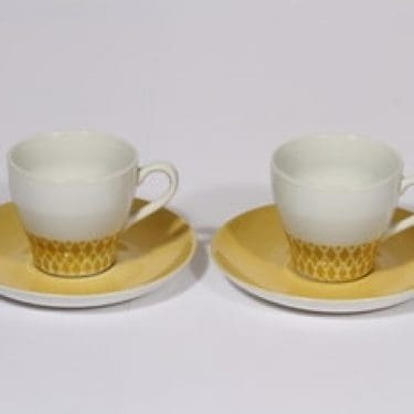 Arabia kahvikupit, keltainen, 2 kpl, suunnittelija , puhalluskoriste