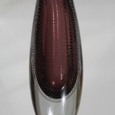 Nuutajärvi GN 26 taide-esine, signeerattu, suunnittelija Gunnel Nyman, signeerattu, massiivinen