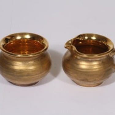 Savitorppa sokerikko ja kermakko, signeerattu, suunnittelija Kauko Forsvik, signeerattu, kullattu