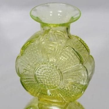 Riihimäen lasi Amuletti maljakko, keltainen, suunnittelija Tamara Aladin,