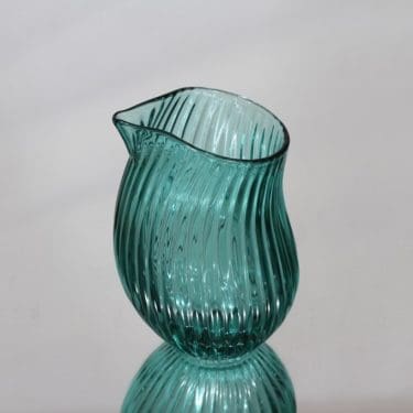 Iittala kaadin, vihreä, suunnittelija Kati Tuominen-Niittylä. Gluck!, pieni