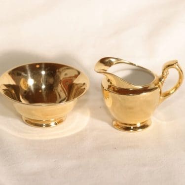 Arabia AX sokerikko ja kermakko, kultakoriste, suunnittelija , kultakoriste