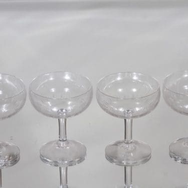Iittala Kilta cocktail-lasit, kirkas, 4 kpl, suunnittelija Göran Hongell, hiottu
