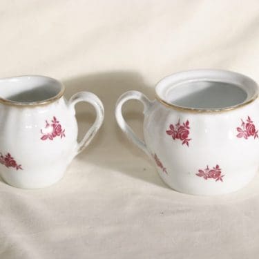 Arabia OB sokerikko ja kermakko, kukkakuvio, suunnittelija , kukkakuvio