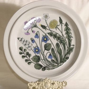 Arabia Flora vati, suunnittelija Esteri Tomula, serikuva