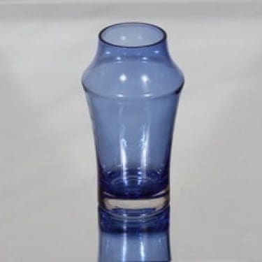 Riihimäen lasi maljakko, sininen, suunnittelija Tamara Aladin,