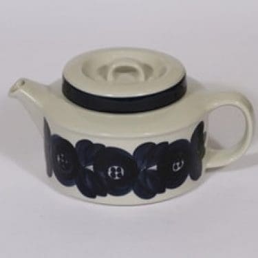 Arabia Anemone teekaadin, 1.35 l, suunnittelija Ulla Procope, 1.35 l, käsinmaalattu, signeerattu