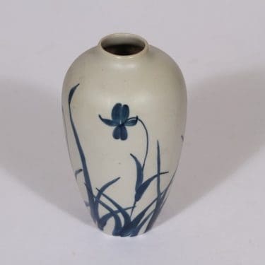 Arabia 173 maljakko, käsinmaalattu, suunnittelija , käsinmaalattu, pieni, kukka-aihe