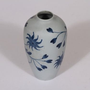 Arabia 173 maljakko, käsinmaalattu, suunnittelija , käsinmaalattu, pieni, kukka-aihe