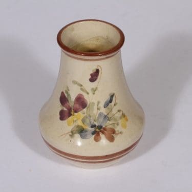 Kupittaan savi maljakko, käsinmaalattu, suunnittelija Atso Eskola, käsinmaalattu, pieni