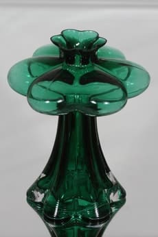 Riihimäen lasi Päivänkukka maljakko, vihreä, suunnittelija Helena Tynell,