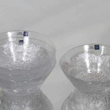 Nuutajärvi Pioni jälkiruokakulhot, kirkas, 4 kpl, suunnittelija Oiva Toikka,