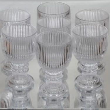 Iittala Viktor viinilasit, 24 cl, 7 kpl, suunnittelija Valto Kokko, 24 cl