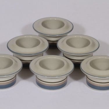 Arabia Uhtua munakupit, 6 kpl, suunnittelija Inkeri Leivo, raitakoriste