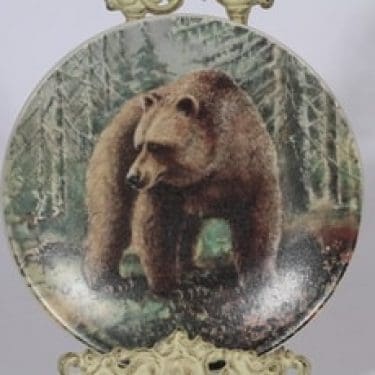 Arabia Karhu koristelautanen, suunnittelija , serikuva, Karhuaihe