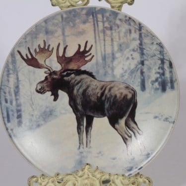 Arabia Hirvi koristelautanen, suunnittelija , serikuva, Hirviaihe