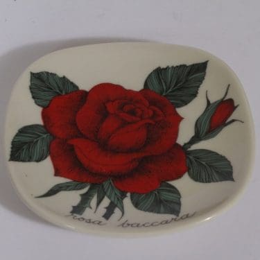 Arabia Rosa koristelautanen, Rosa baccara, suunnittelija , Rosa baccara, pieni, serikuva