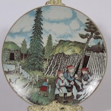 Arabia koristelautanen, suunnittelija Andreas Alariesto, suuri, serikuva