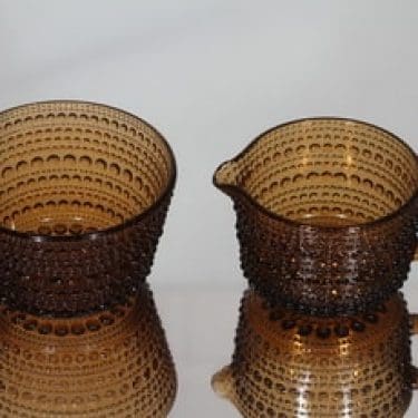 Nuutajärvi Kastehelmi sokerikko ja kermakko, ruskea, suunnittelija Oiva Toikka,