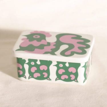 Arabia Emma rasia, suunnittelija Gunvor Olin-Grönqvist, retrokuvio