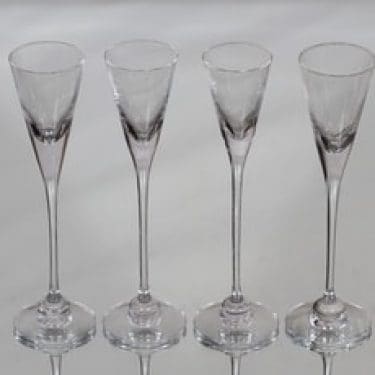 Nuutajärvi Aurora snapsilasit, 3.5 cl, 4 kpl, suunnittelija Heikki Orvola, 3.5 cl