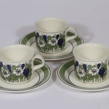 Arabia Krokus kahvikupit, vihreä, 3 kpl, suunnittelija Esteri Tomula, serikuva, kukka-aihe
