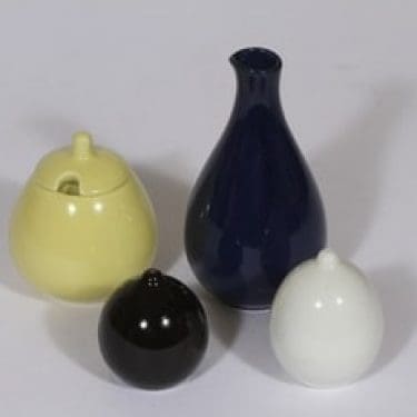 Arabia KA mausteikko, 4 osaa, suunnittelija , 4 osaa