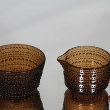 Nuutajärvi Kastehelmi sokerikko ja kermakko, ruskea, suunnittelija Oiva Toikka,