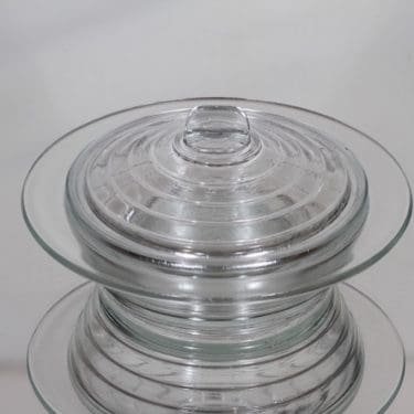 Iittala voirasia, kannellinen, suunnittelija Aino Aalto, kannellinen