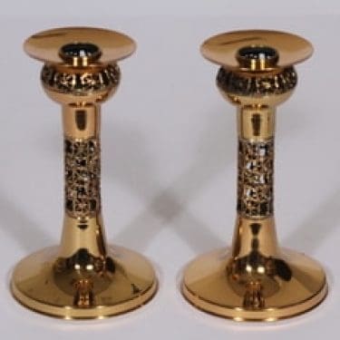 Turun Hopea 1962/S kynttilänjalat, pronssi, 2 kpl, suunnittelija Pentti Sarpaneva, pronssi