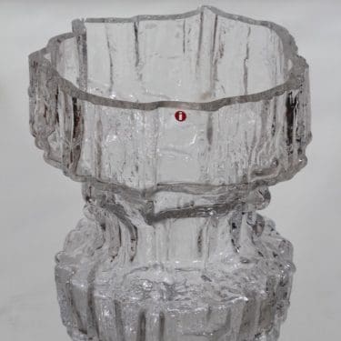 Iittala Gerania maljakko, signeerattu, suunnittelija Tapio Wirkkala, signeerattu, massiivinen