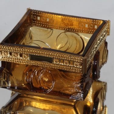 Turun Hopea maljakko, ruskea, suunnittelija Pentti Sarpaneva, kullattu vanne