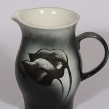 Arabia kaadin, 4 l, suunnittelija Heljä Liukko-Sundström, 4 l, serikuva