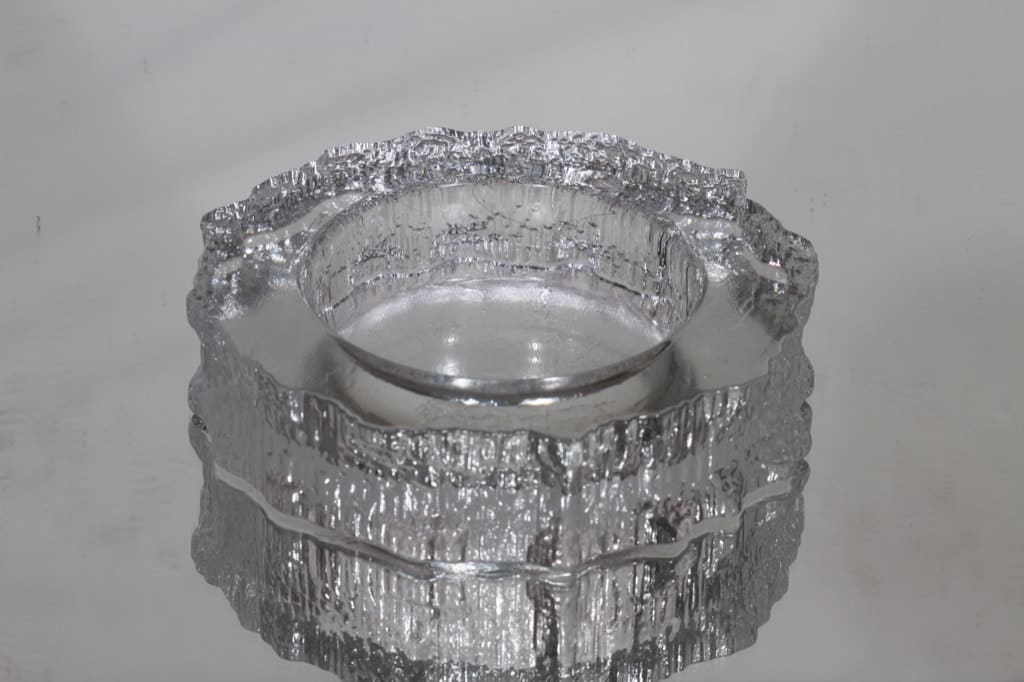 Iittala Aslak tuhka-astia, kirkas, suunnittelija Tapio Wirkkala, massiivinen