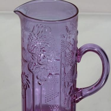 Nuutajärvi Flora kaadin, 1,5 l, suunnittelija Oiva Toikka, 1,5 l