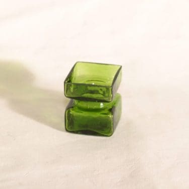 Riihimäen lasi Pala lasimaljakko, vihreä, suunnittelija Helena Tynell, pieni