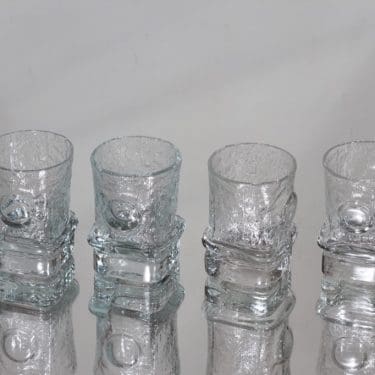 Riihimäen lasi Pikku-Matti snapsilasit, kirkas, 4 kpl, suunnittelija Helena Tynell, pieni