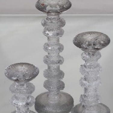 Iittala Festivo kynttilänjalat, eri kokoja, 3 kpl, suunnittelija Timo Sarpaneva, eri kokoja