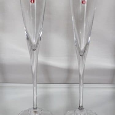 Iittala Aurora kuohuviinilasit, 13 cl, 2 kpl, suunnittelija Heikki Orvola, 13 cl
