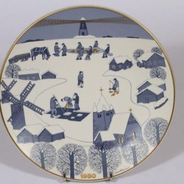 Arabia Joululautanen vuosilautanen, 1980, suunnittelija Raija Uosikkinen, 1980, serikuva