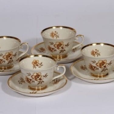 Arabia Myrna kahvikupit, 4 kpl, suunnittelija , serikuva, kullattu, kukka-aihe