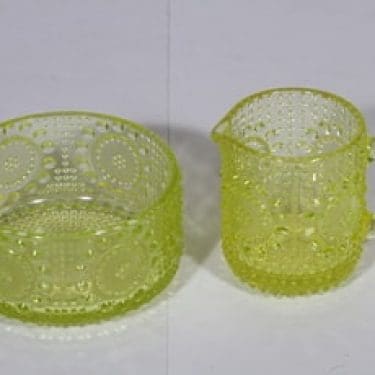 Riihimäen lasi Grapponia sokerikko ja kermakko, keltainen, suunnittelija Nanny Still,